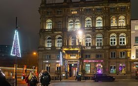 Quali sono i migliori hotel vicino a Royal Albert Dock Liverpool?